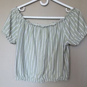 American Eagle AE Green Off The Shoulder Crop Top Size S
